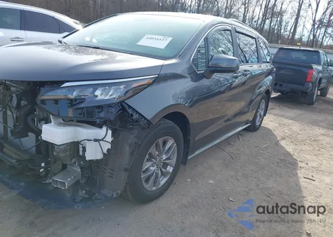 2025 Toyota Sienna Le from USA, damaged, VIN 5TDKSKFC9SS184757